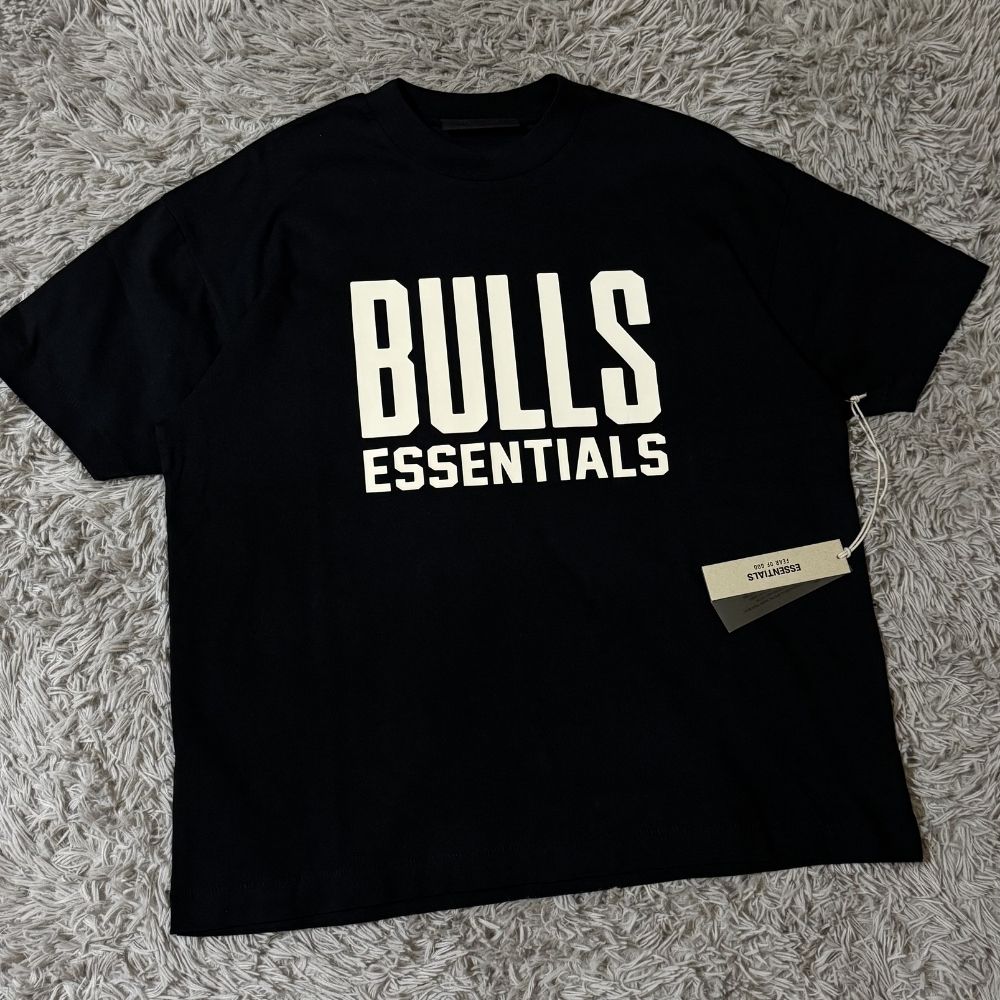 Essentials x NBA Bulls Black Tee